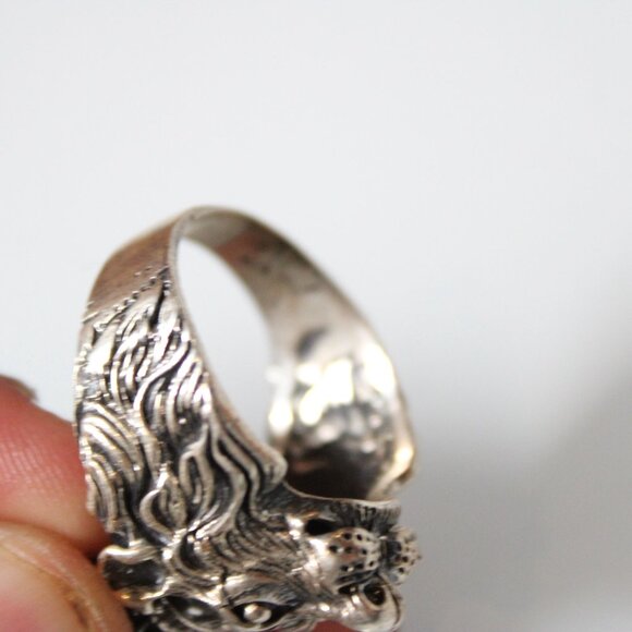 Lion Head Ring with Crown 13.11g Silver Tone Gothic Royal King Size 8.5 Bold - Picture 7 of 8